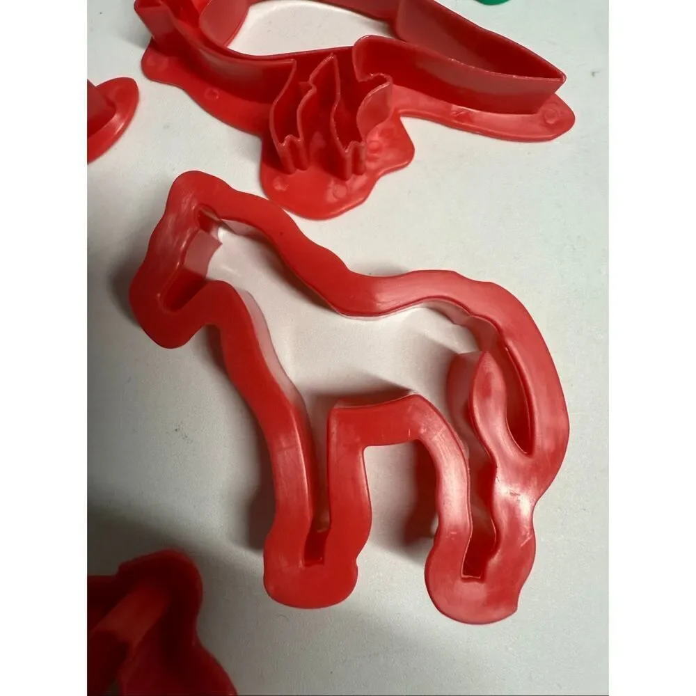 Lot of 23 Cookie Cutter Holiday’s Animals Vehicles
